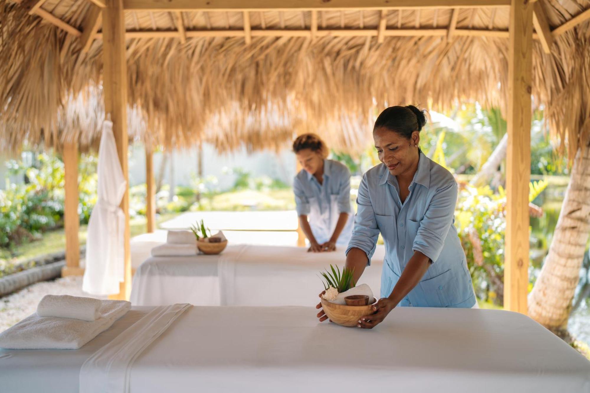 Wyndham Alltra Samana All Inclusive Resort Екстер'єр фото