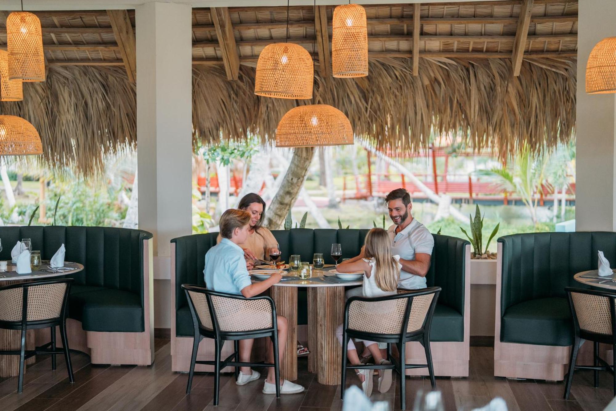 Wyndham Alltra Samana All Inclusive Resort Екстер'єр фото