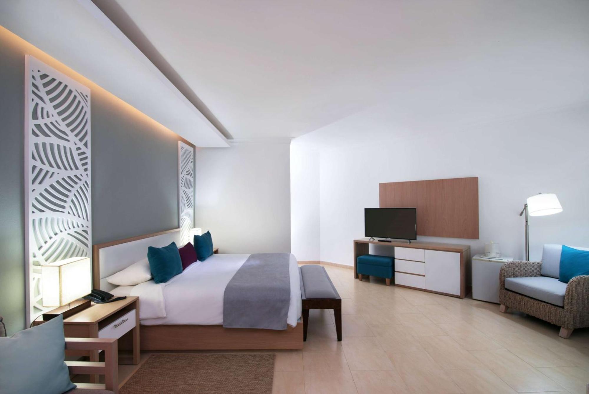 Wyndham Alltra Samana All Inclusive Resort Екстер'єр фото
